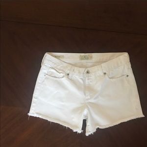 White cut-off Lucky brand shorts size 28